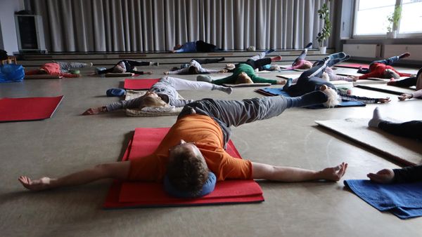 Vom Krokodil bis zur Kobra: Yoga in Cuxhaven im Selbstversuch
