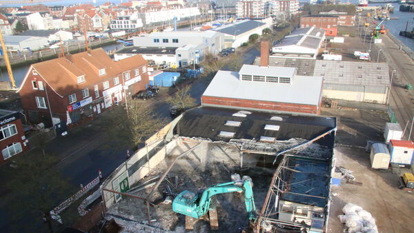 Nach Abriss in Cuxhaven: Freie Fläche am Alten Fischereihafen weckt neue Hotelpläne