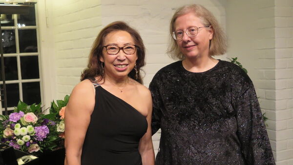 Bunte Palette in Cuxhaven geboten: Chansons und französische Romantik im Schloss