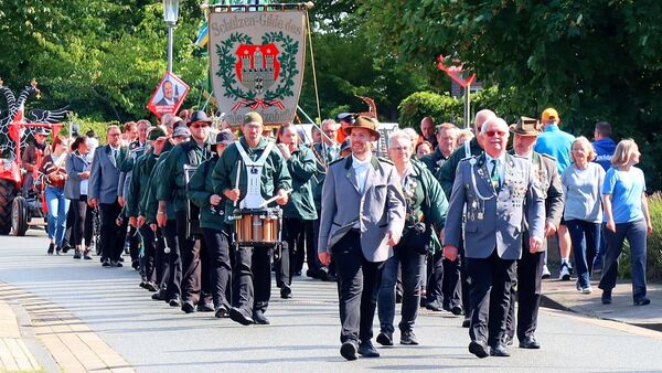 Schützenfest 2026 der Ritzebütteler Schützengilde: Jubel über ein volles Königshaus