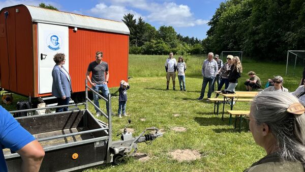 Schulgarten bereichert: Bauwagen-Team des AAG Cuxhaven kann stolz auf sein Werk sein