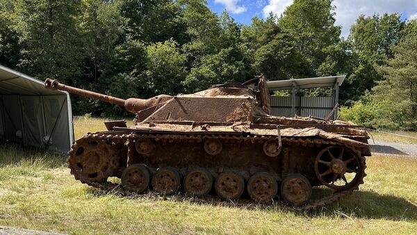 Über 80 Jahre im Boden: Nordholzer Sturmgeschütz hat sein neues Zuhause erreicht