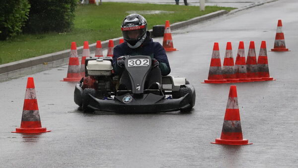 Rasantes Rennwochenende: Superkarts rasen wieder durch Cadenberge