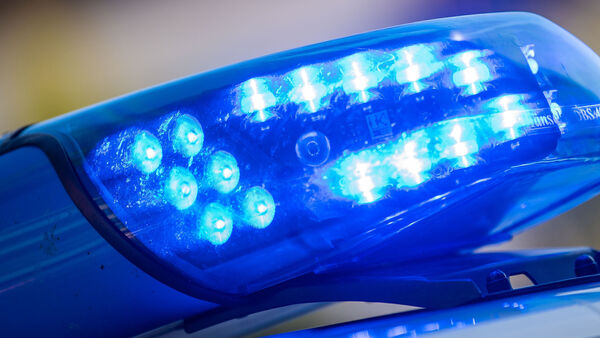 Vandalismus in Cuxhaven: Mehrere geparkte Fahrzeuge über Nacht beschädigt