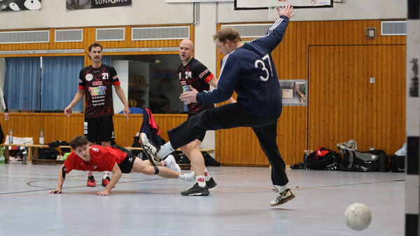 Knapp, aber gewonnen: Altenwalde klettert aus der Abstiegszone