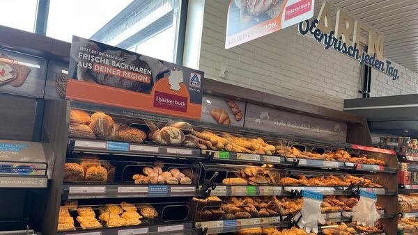 In Cuxhaven und Bremerhaven: Hadler Handwerkskunst in der Backtheke bei Aldi