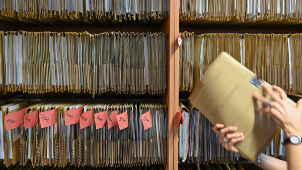 E-Akte fordert Justiz im Kreis Cuxhaven: Wie viele Strafverfahren sind unerledigt?