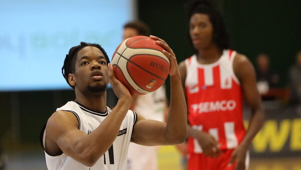 Mit nur fünf Spielern: Cuxhaven BasCats verlieren in Hagen - aber Moral stimmt