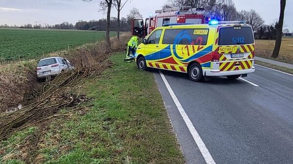 Tragischer Unfall auf der L111: 66-jährige Frau stirbt im Kreis Stade