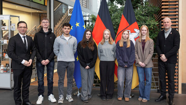 Erinnerungskultur live: Schüler aus Cuxhaven erleben Holocaust-Gedenken in Berlin