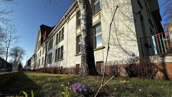 Reaktionen auf geplantenSchul-Rückkauf: Zwei Fraktionen beziehen Stellung