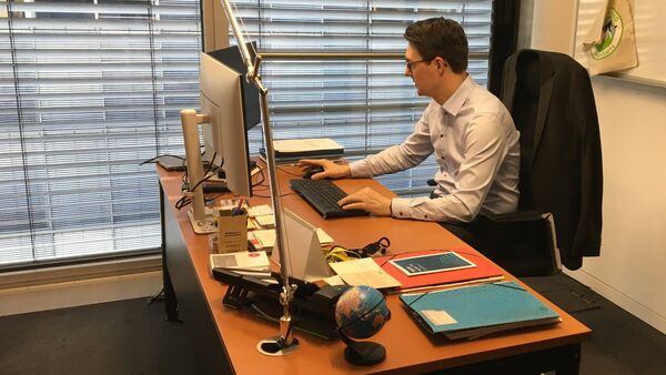 Cuxhavens Bundestagsabgeordneter Frauenpreiß in Berlin: Einblicke in die Arbeitswoche
