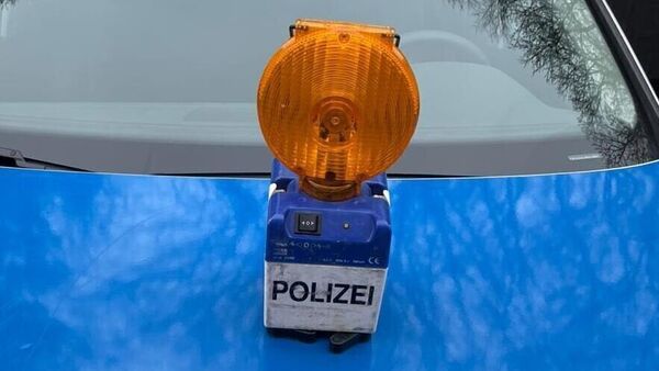 Hemmoorer verkauft Auto: Käufer stellen Wagen später an der Autobahn ab