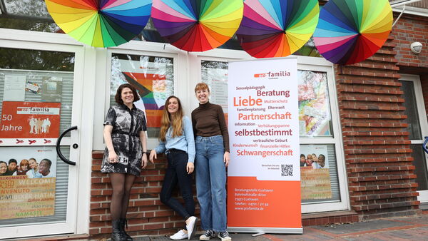 Pro Familia in Cuxhaven zum "Idahobit": "Sichtbarkeit macht Mut - es ist ein Signal"