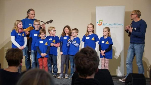 Mit Umweltmusical: Grundschule Neuhaus erhält Nachhaltigkeitspreis