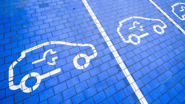 Umsetzung des Ladesäulenkonzepts: Cuxhavener E-Autofahrer brauchen noch Geduld