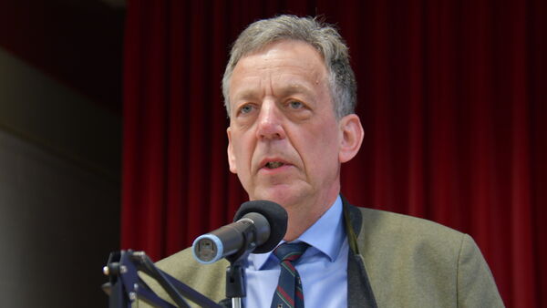 Reizthema Wolf: Experte aus Elbe-Weser-Raum steht Rede und Antwort in Berlin