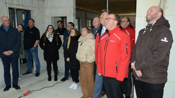 Stadtsparkasse Cuxhaven: Rohbau für neue Filiale in Altenbruch steht schon