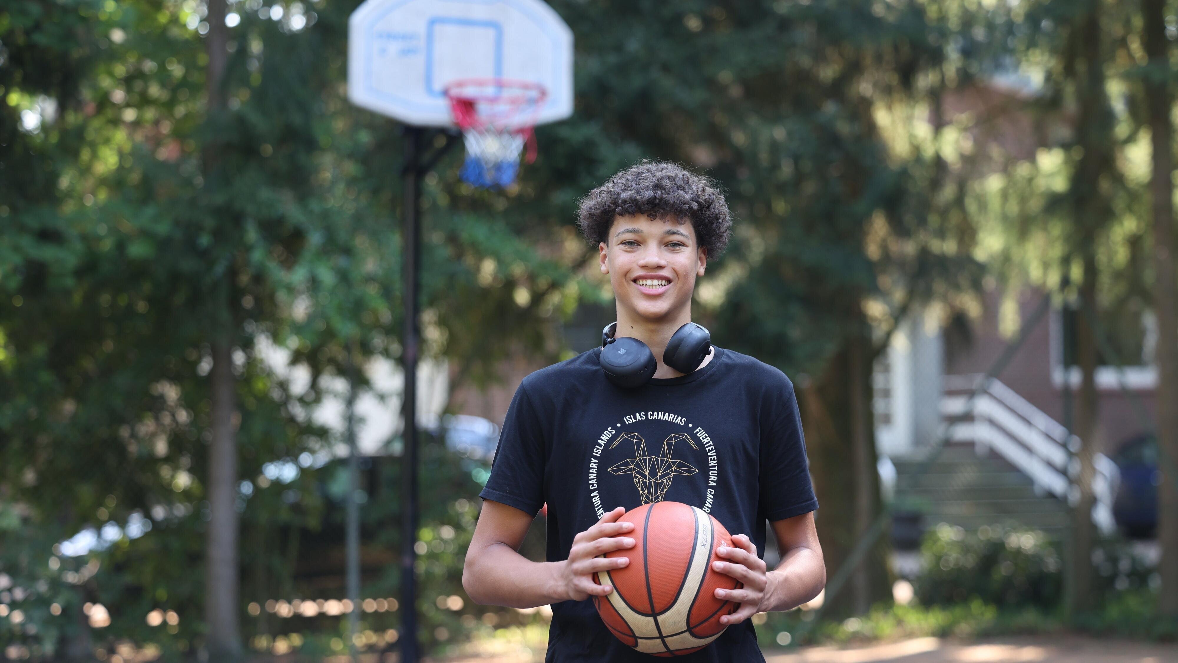 Lyon (14) und der NBA-Traum: Sohn einer Cuxhavener Basketballgröße geht eigenen Weg